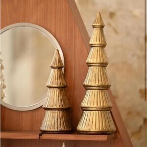 NWT WONDROUS' DECO Christmas Tree Figurine Gold Wooden, measurements in photo